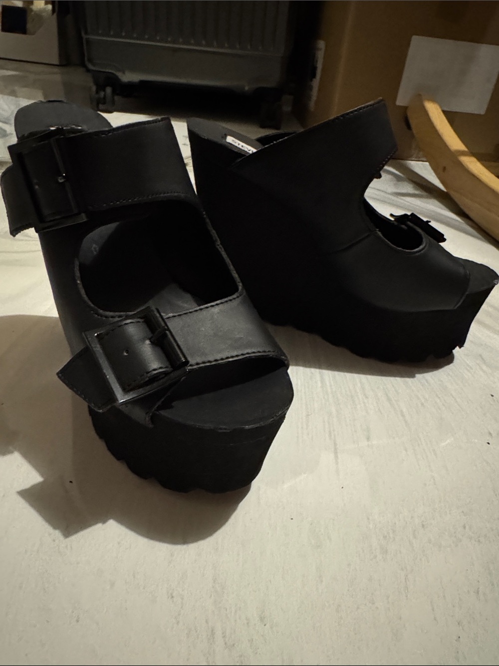 Steve Madden Womens Black Platform Wedge Sandals with Buckle Straps